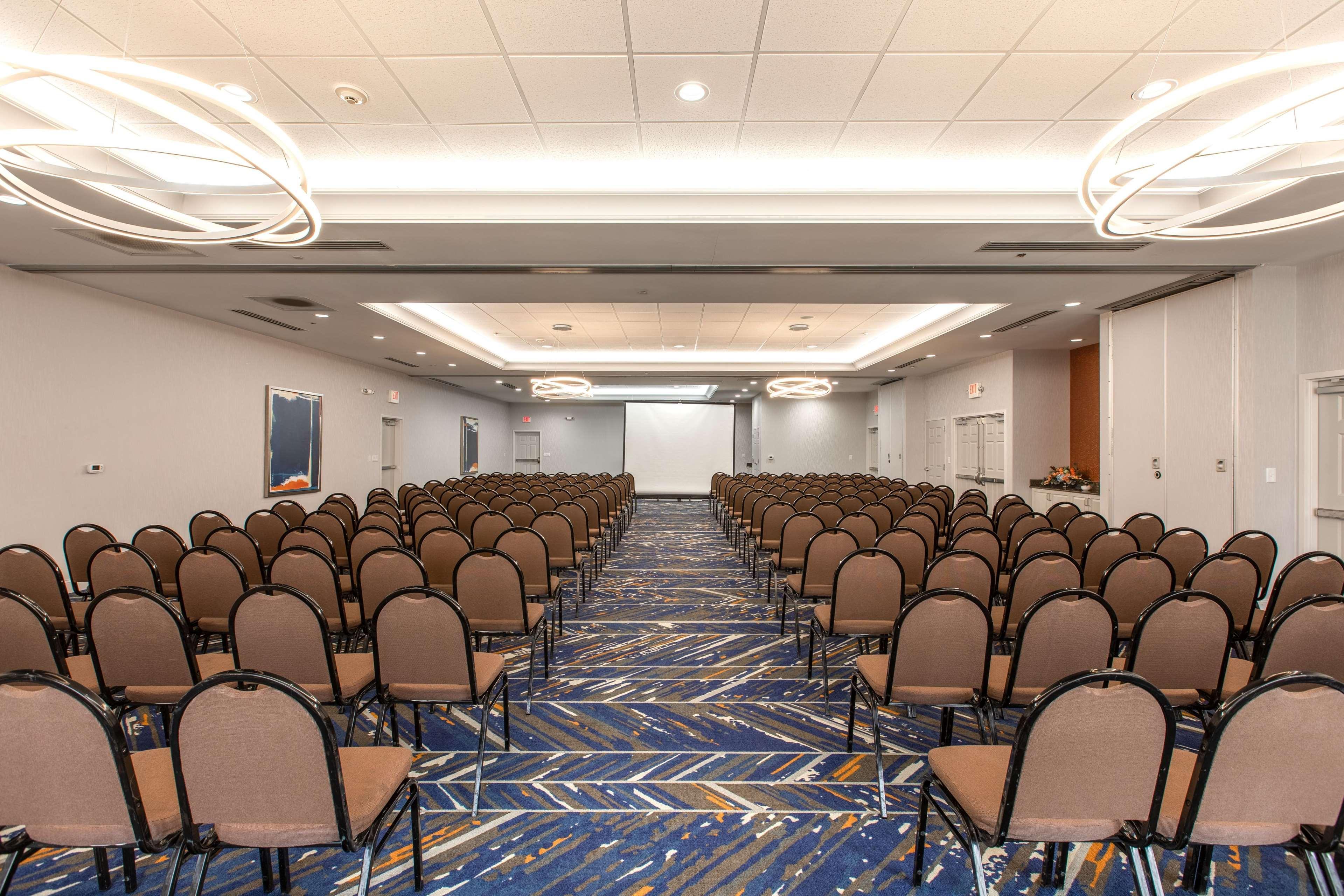 Hilton Garden Inn לינצ'בורג מראה חיצוני תמונה