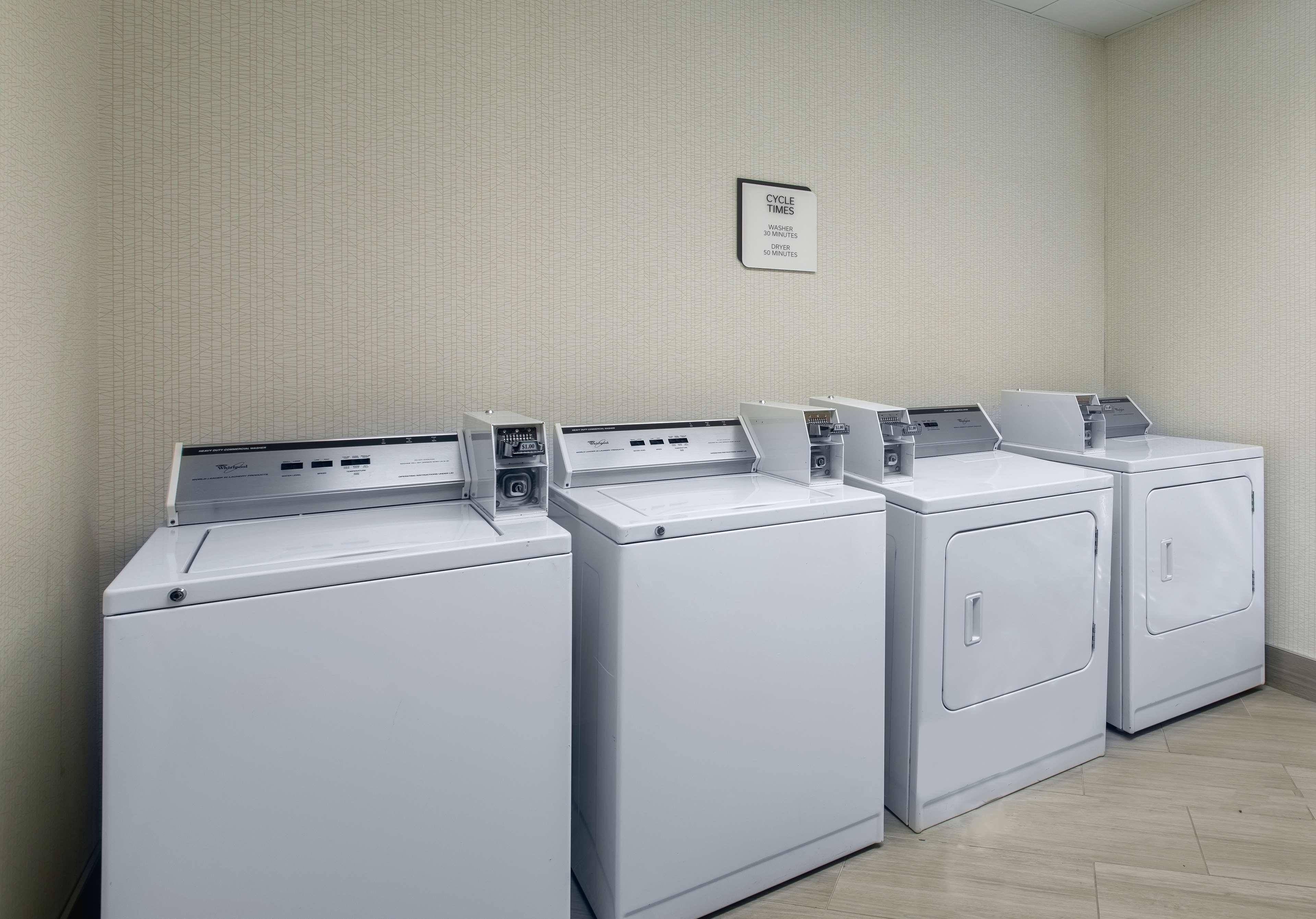 Hilton Garden Inn לינצ'בורג מראה חיצוני תמונה