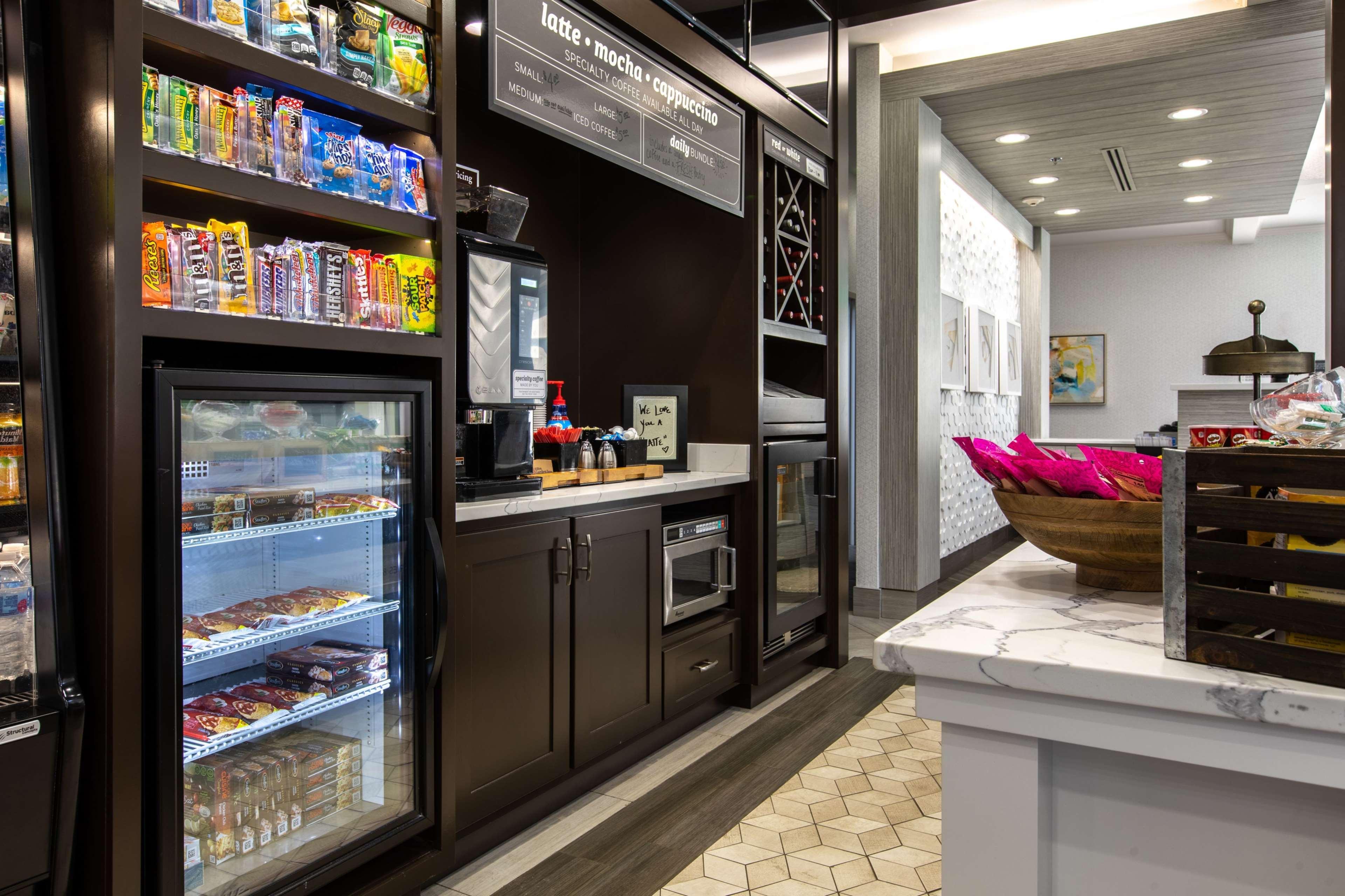 Hilton Garden Inn לינצ'בורג מראה חיצוני תמונה