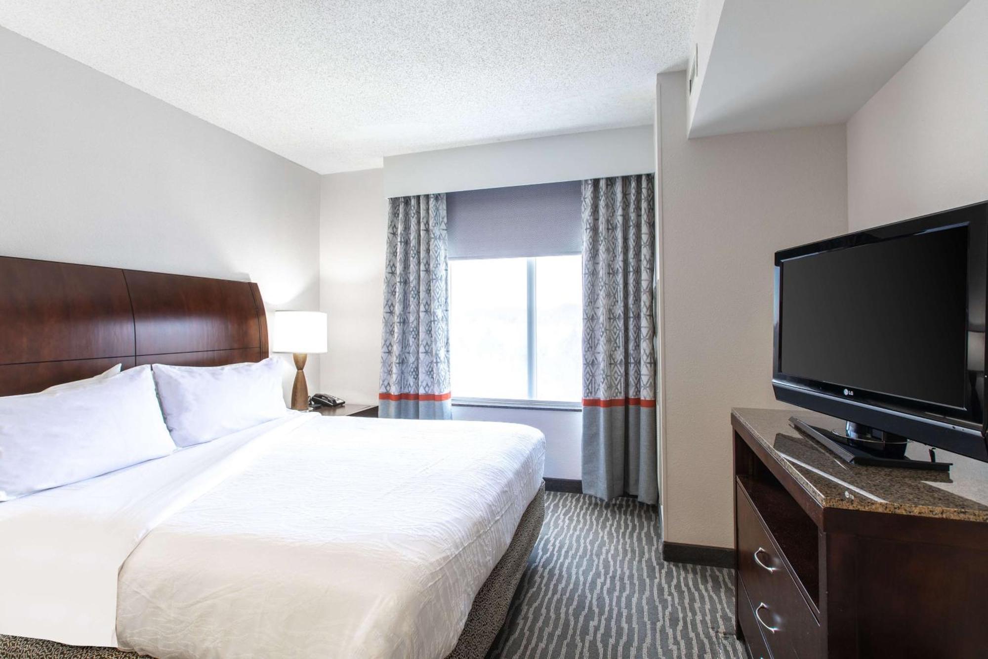 Hilton Garden Inn לינצ'בורג מראה חיצוני תמונה